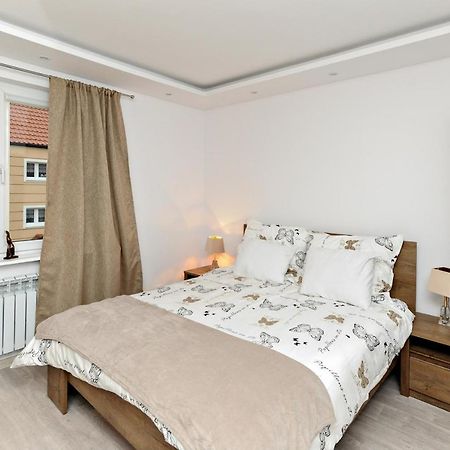Prestige Apartament Elblag Esterno foto