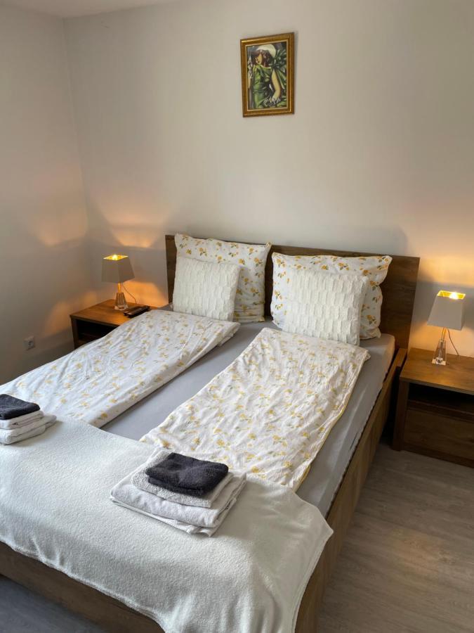 Prestige Apartament Elblag Esterno foto